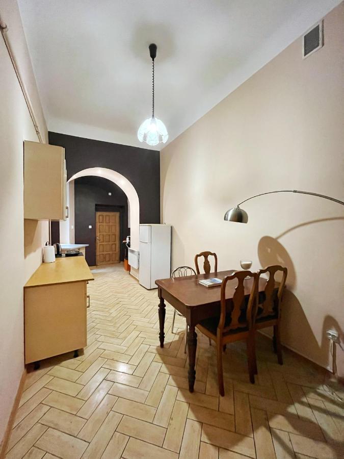 Old Town Rooms Wielopole كراكوفيا المظهر الخارجي الصورة