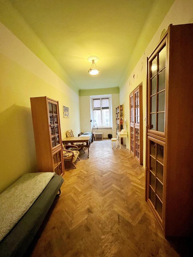 Old Town Rooms Wielopole كراكوفيا المظهر الخارجي الصورة
