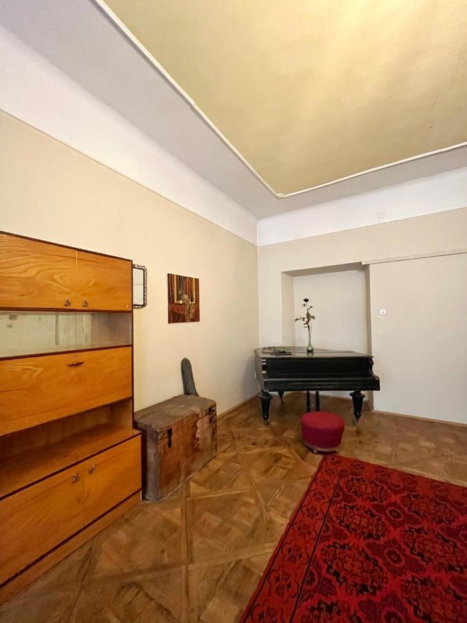 Old Town Rooms Wielopole كراكوفيا المظهر الخارجي الصورة