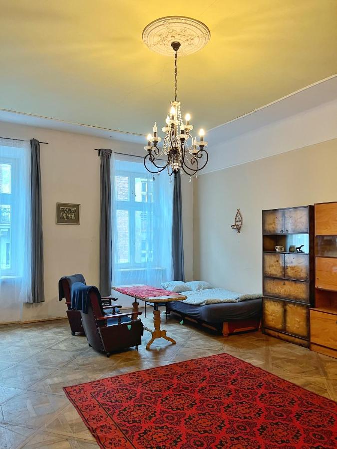 Old Town Rooms Wielopole كراكوفيا المظهر الخارجي الصورة